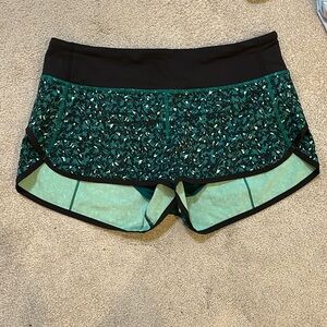 Lululemon Speed Short *4-way Stretch 2.5"